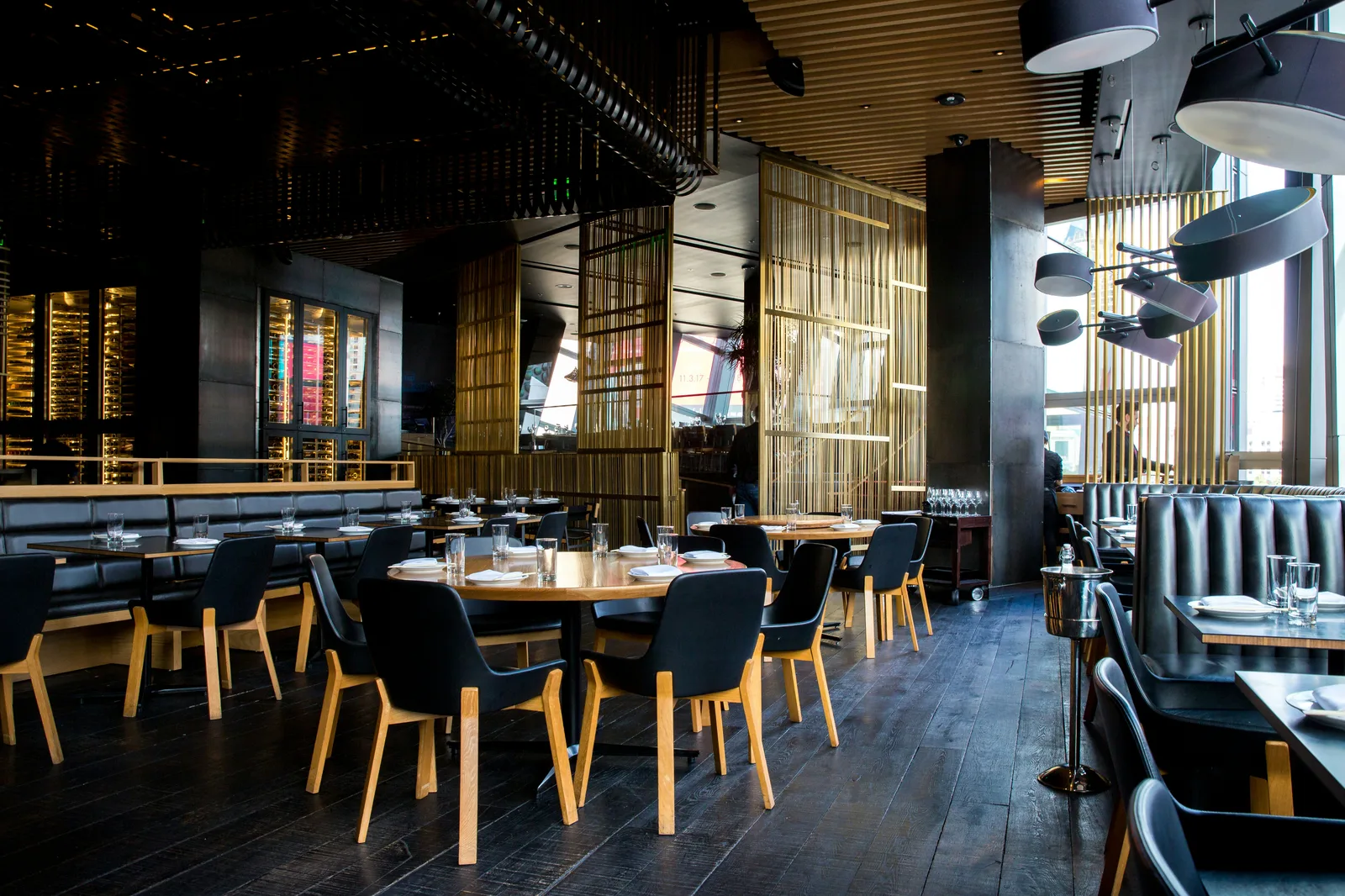 Intimate dining room atmosphere